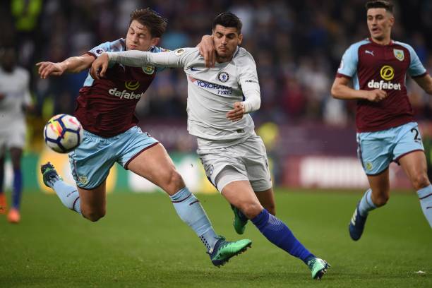 面对阿贾克 面对阿贾克