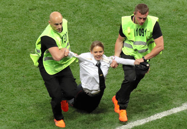 费季通过多 费季通过多